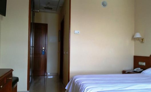 Hotel Humanes