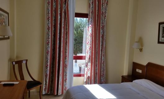 Hotel Humanes