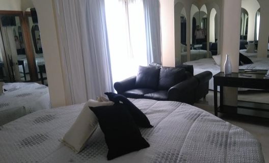 Hotel Humanes