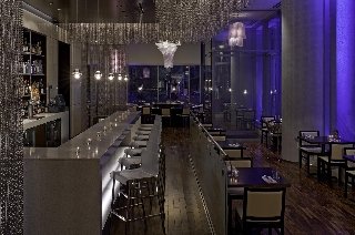 Hotel Hyatt At Olive 8
