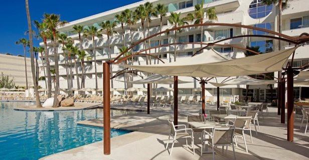 Hotel Iberostar Cristina