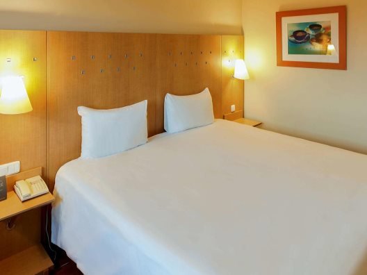 Hotel Ibis Alcalá De Henares La Garena