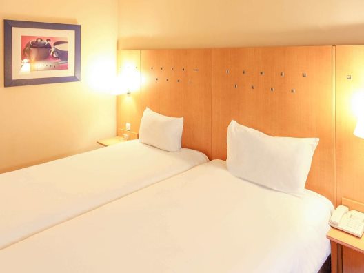 Hotel Ibis Alcalá De Henares La Garena