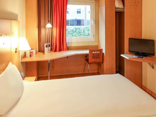 Hotel Ibis Alcalá De Henares La Garena