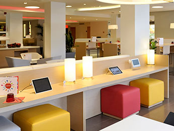 Hotel Ibis Barcelona Fira De Cornella