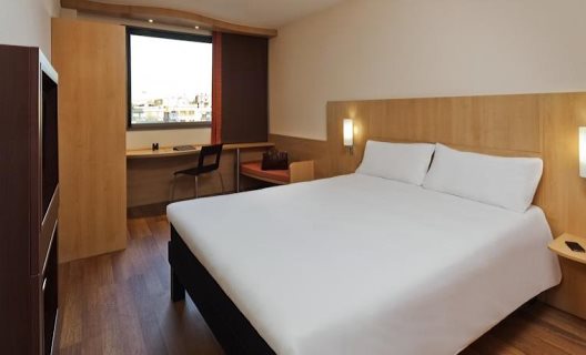 Hotel Ibis Barcelona Plaza Glories 22