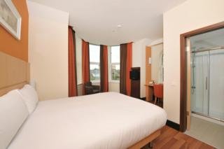 Hotel Ibis Belfast City Centre