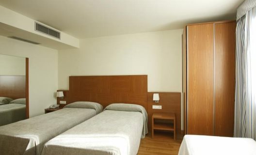 Hotel Ibis Styles Pamplona Noain