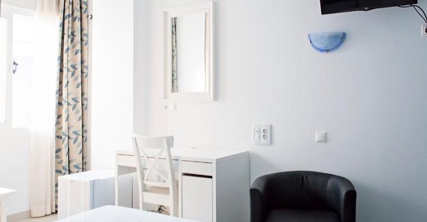 Hotel Igh Eliseos