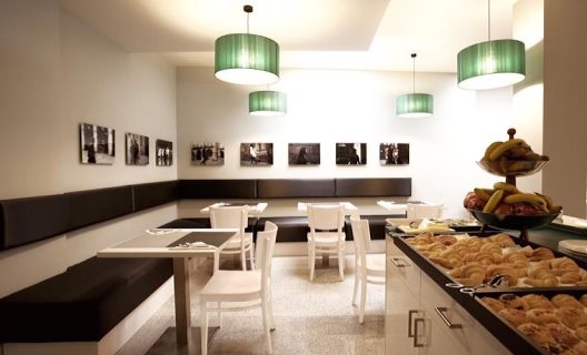Hotel Ikonik Plaza Mercado