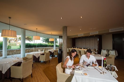 Hotel Ikos Porto Petro