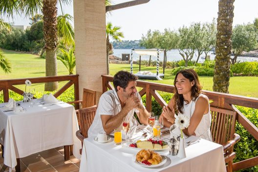 Hotel Ikos Porto Petro