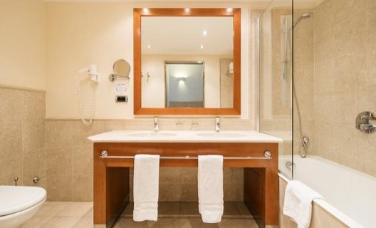 Hotel Ilunion Aqua 4