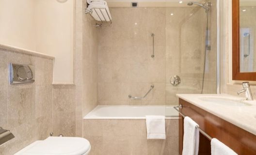 Hotel Ilunion Aqua 4