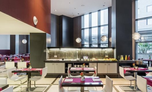 Hotel Ilunion Aqua 4
