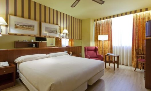 Hotel Ilunion Les Corts Spa