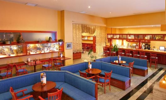 Hotel Ilunion Les Corts Spa