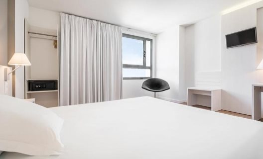 Hotel Ilunion Valencia 3