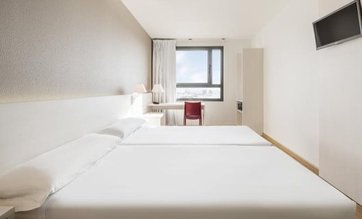 Hotel Ilunion Valencia 3