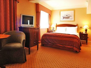 Hotel Imperial Escape Salon And Spa