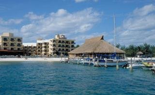 Hotel Imperial Las Perlas