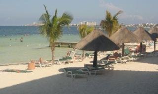 Hotel Imperial Las Perlas