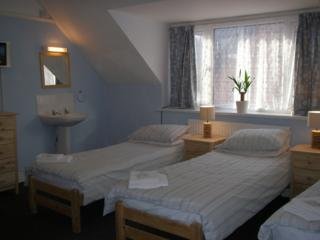 Hotel Ingledene House