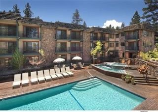 Hotel Inn By The Lake