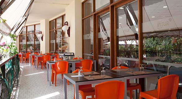 Hotel Intelier Orange