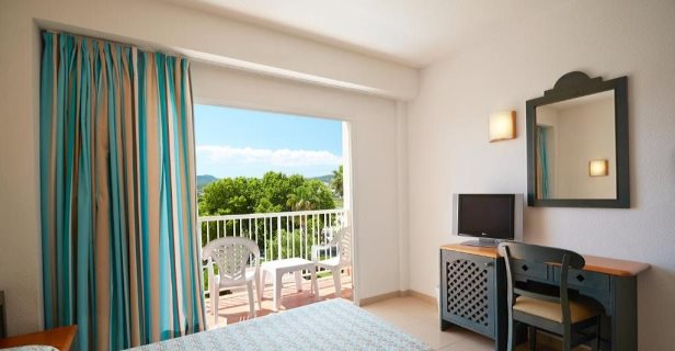 Hotel Invisa Es Pla