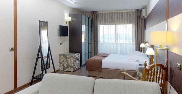 Hotel Ipanema Vigo By Gaiarooms
