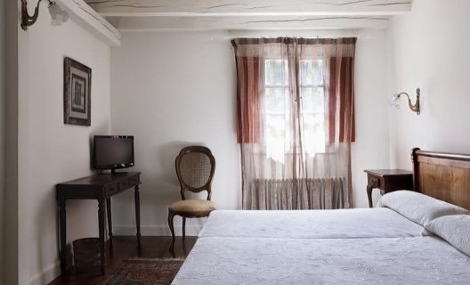 Hotel Iraragorri