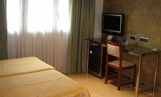 Hotel Iris
