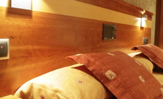 Hotel Iris