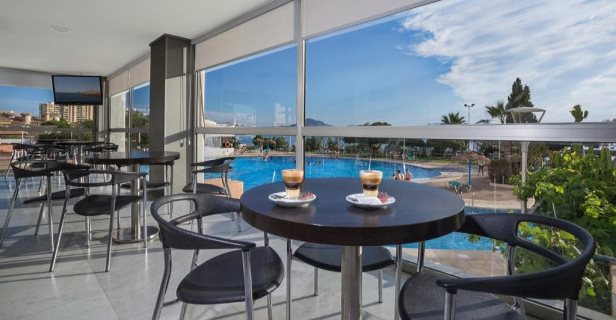 Hotel Izan Cavanna