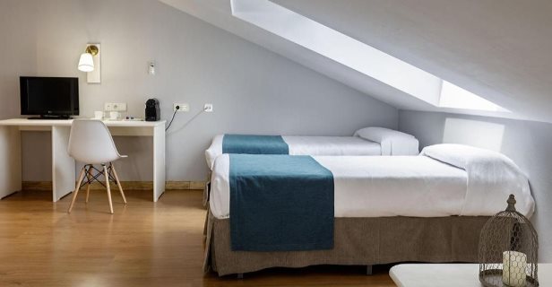 Hotel Jakue