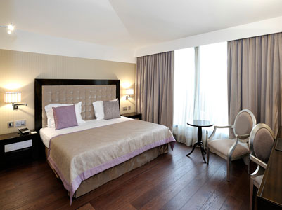 Hotel Jardín Real De Mirasierra