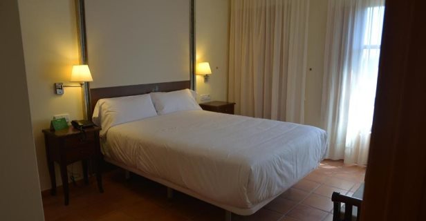 Hotel Jardines De La Santa