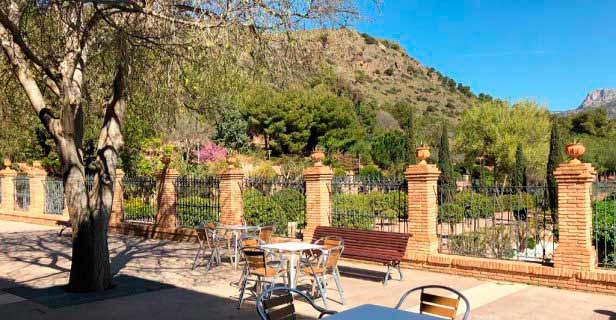 Hotel Jardines De La Santa