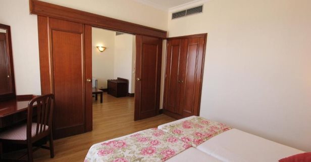 Hotel Jardins D'ajuda Suite