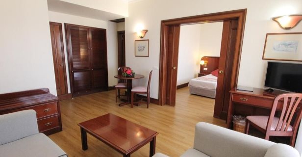 Hotel Jardins D'ajuda Suite
