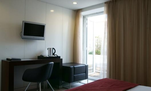 Hotel Jerónimos 8