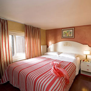 Hotel Joli