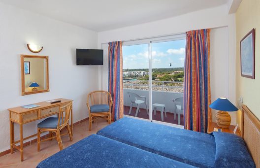 Hotel Js Cape Colom