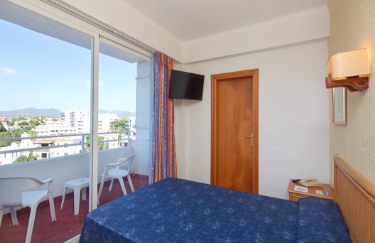 Hotel Js Cape Colom