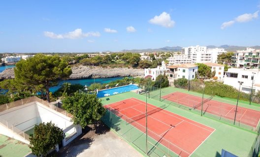 Hotel Js Cape Colom