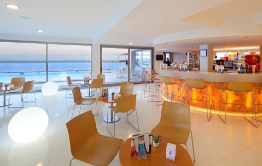 Hotel Js Cape Colom