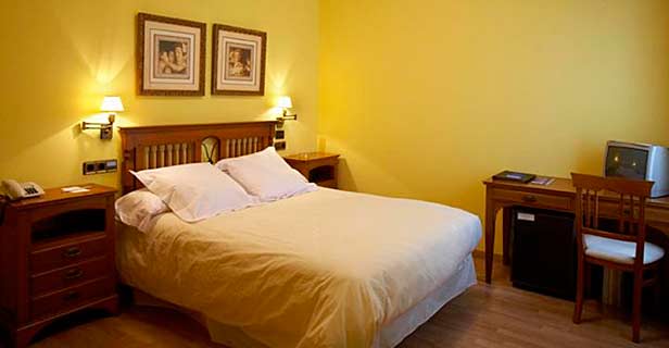 Hotel Juanito La Roda