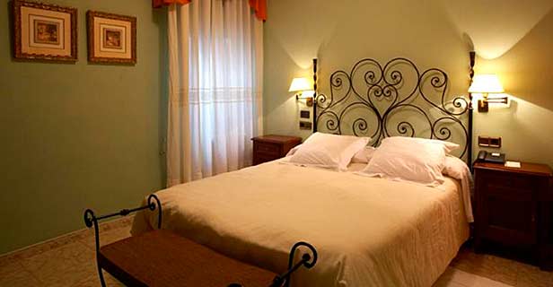 Hotel Juanito La Roda
