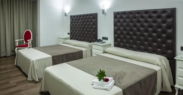 Hotel Julian